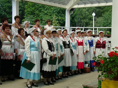 Zesp� folklorystyczny